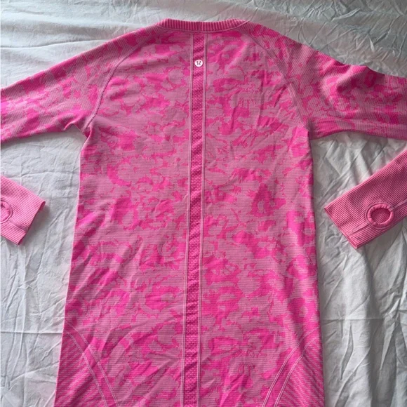 Vintage Lululemon Swiftly Tech - Picture 4 of 6